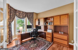 8 ENDICOTT Lane, PRINCETON JUNCTION, NJ 08550