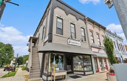 103 E Maple Street, Mason, MI 48854