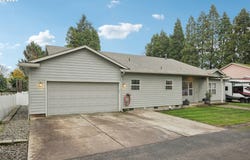 724 LOST Ln, Keizer, OR 97303