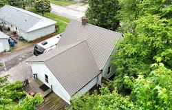107 W King St, Fairfield, IL 62837