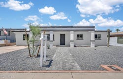8436 N 13TH Place N, Phoenix, AZ 85020