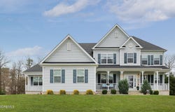 10 Colliers Court, Jackson, NJ 08527