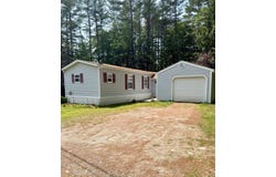 63 Creesy Street, Palmyra, ME 04965