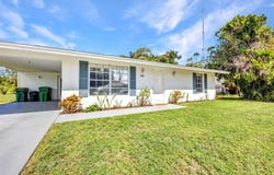 769 CRESTVIEW CIRCLE NW, PORT CHARLOTTE, FL 33948