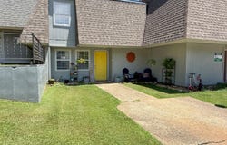 6 Annette Road, Cherokee Village, AR 72529