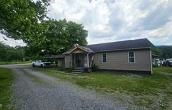 10 Powell Valley Road, Big Stone Gap, VA 24219