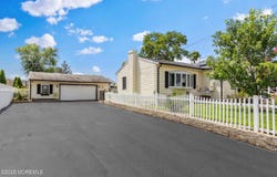 34 Lohsen Avenue, Keansburg, NJ 07734