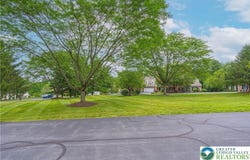 4706 Pinehurst Circle, Upper Saucon Twp, PA 18034