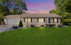 11855 YORKSHIRE Drive, Richland, MI 49083
