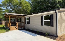 103 Skyland Drive E, Locust Grove, GA 30248
