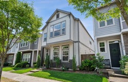 11574 SW BARBER St, Wilsonville, OR 97070