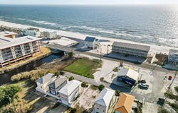 830 Oleander Ave, Mexico Beach, FL 32456