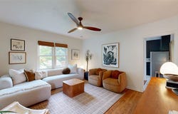 910 3rd Ave, IA 52240