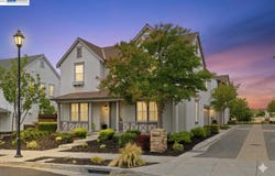 4266 Sunset View Dr, Dublin, CA 94568
