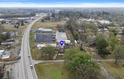 1306 N Lemon/Dewitt Henry, Beebe, AR 72012