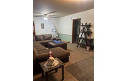 624 E 8th St, Newton, KS 67114