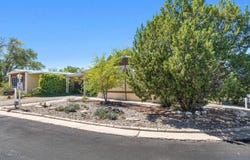 901 Beaver Trail SE, Albuquerque, NM 87123