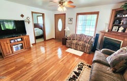 216 E South Street, Arma, KS 66712