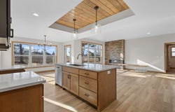 2998 CREEKWOOD Drive, GREEN BAY, WI 54311