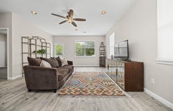 1602 E 19th ST, Georgetown, TX 78626