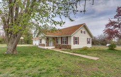 92 SE 25th Lane, Lamar, MO 64759