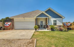15952 Prairie Rose Drive, McLoud, OK 74851