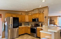 5759 County Road 633, Birch Tree, MO 65438