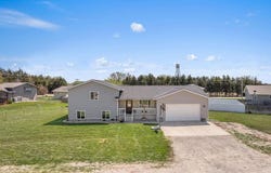1300 Vernon Lane, Duncan, NE 68634