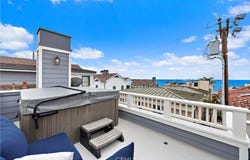 212 Marguerite Avenue, Corona del Mar, CA 92625