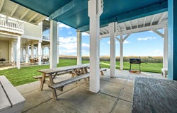 4223 King Rail CIR, Galveston, TX 77554