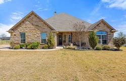 228 Martin Drive, Granbury, TX 76049