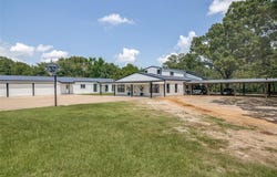 558 Private RD 7423, Emory, TX 75440