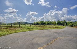 2557 Kay Jay Way, Seymour, TN 37865