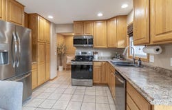 385 N Lexington Avenue, Le Center, MN 56057