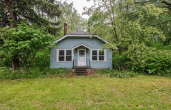 8706 Stearns Road, Olmsted Twp, OH 44138