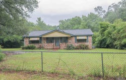 1512 Old Bridge Rd, Cantonment, FL 32533