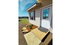 337 S COUNTY Rd, Wamic, OR 97063
