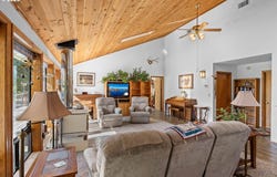 268 CAPITAL LN, Roseburg, OR 97471