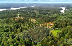 1933 Jumping Run unit: 202, Connelly Springs, NC 28612