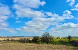 2015 County Road 455, Coupland, TX 78615