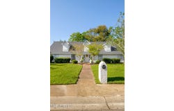 1 Epico Hollow Drive, Gulfport, MS 39507