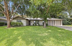 6813 Valhalla Road, Fort Worth, TX 76116