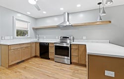 612 Cobb Rd, Greenwood, SC 29649