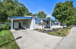 14 Cherry Lane, Olmsted Twp, OH 44138