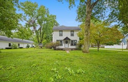 206 W Main Street, Burr Oak, MI 49030