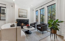 1934 W Patterson Avenue, Chicago, IL 60613