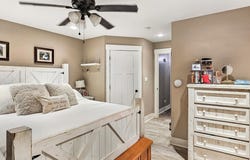 99 Elizabeth St, Muscle Shoals, AL 35661