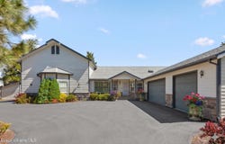 5522 E Aripa Rd, Harrison, ID 83833