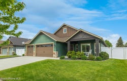 10939 N SEASIDE ST, Hayden, ID 83835