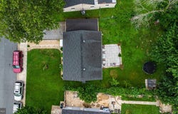 423 HOWELL DRIVE, NEW CASTLE, DE 19720